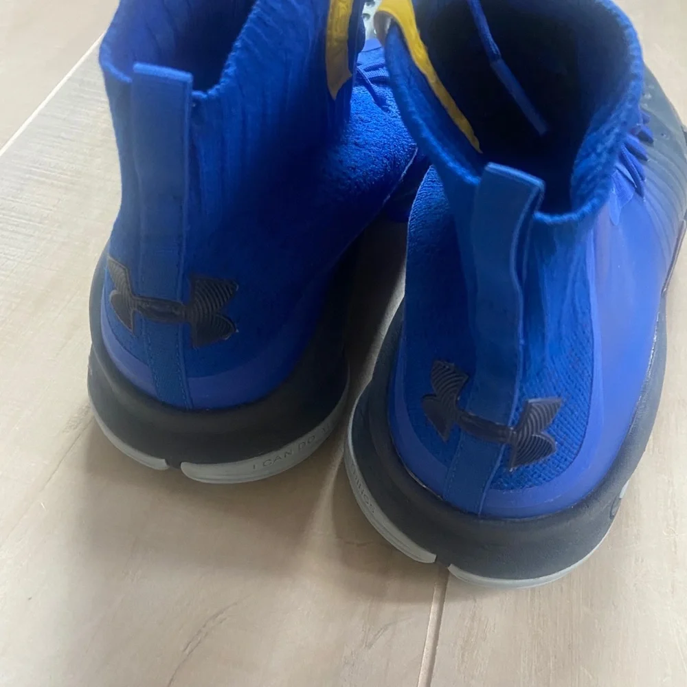 Stephen Curry Under Armour Curry 4 Basketball Shoes Youth 6.5 Blue Yellow